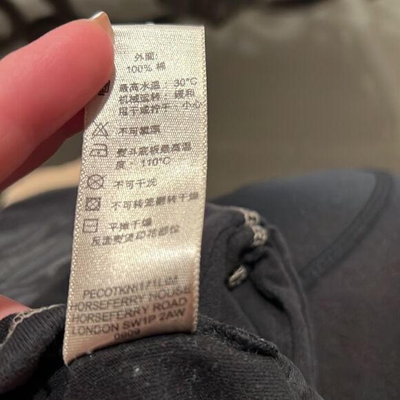 ❌Last Deal ❌Burberry long sleeve 100% authentic - Picture 10 of 10